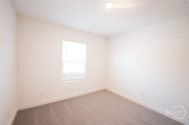 Building Photo - 108 Kingswood Cir