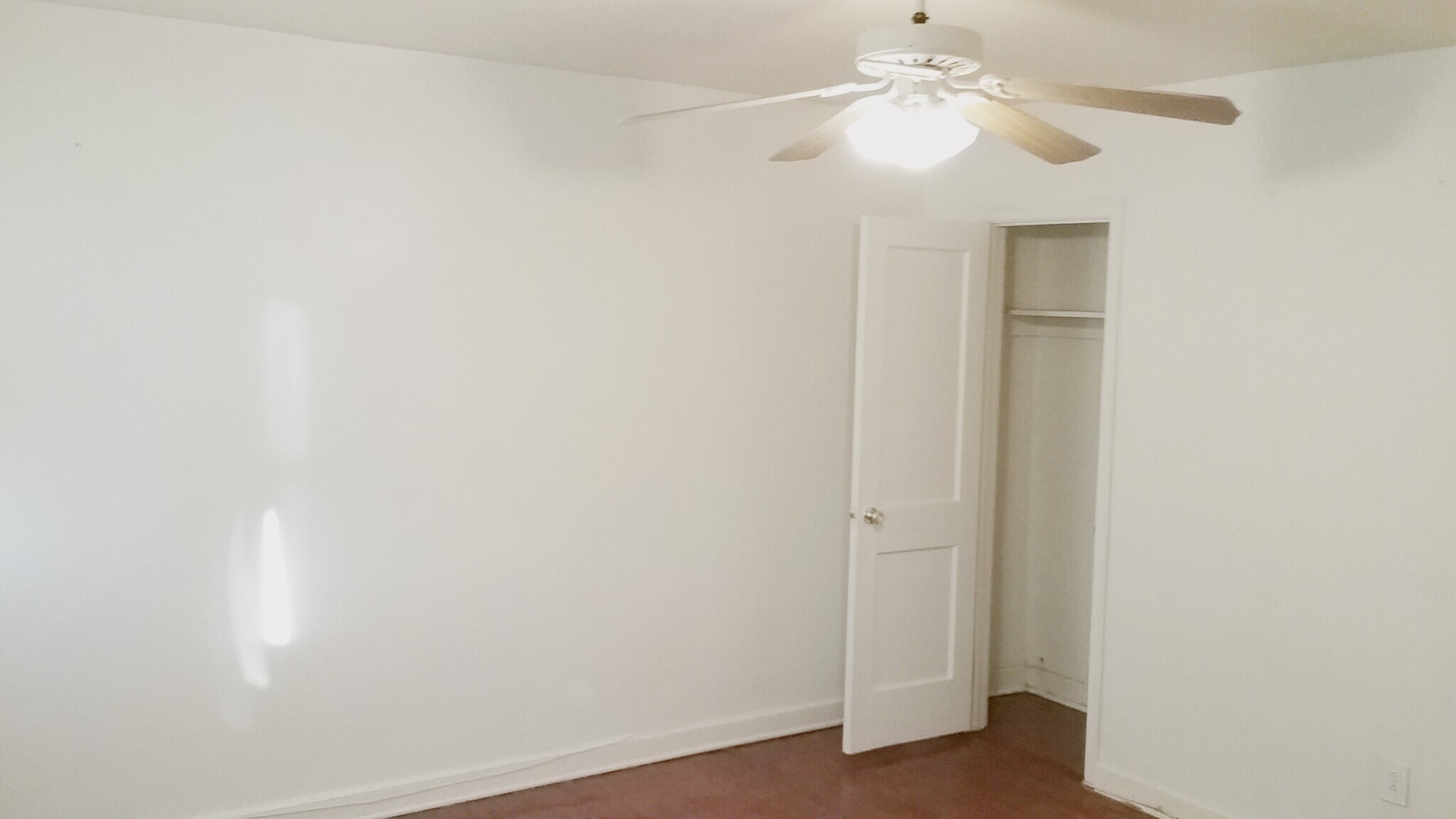 Building Photo - 5823 Oakland St