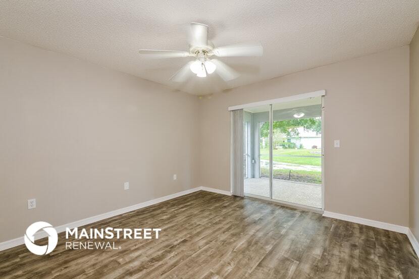 Building Photo - 7527 42nd Ct E