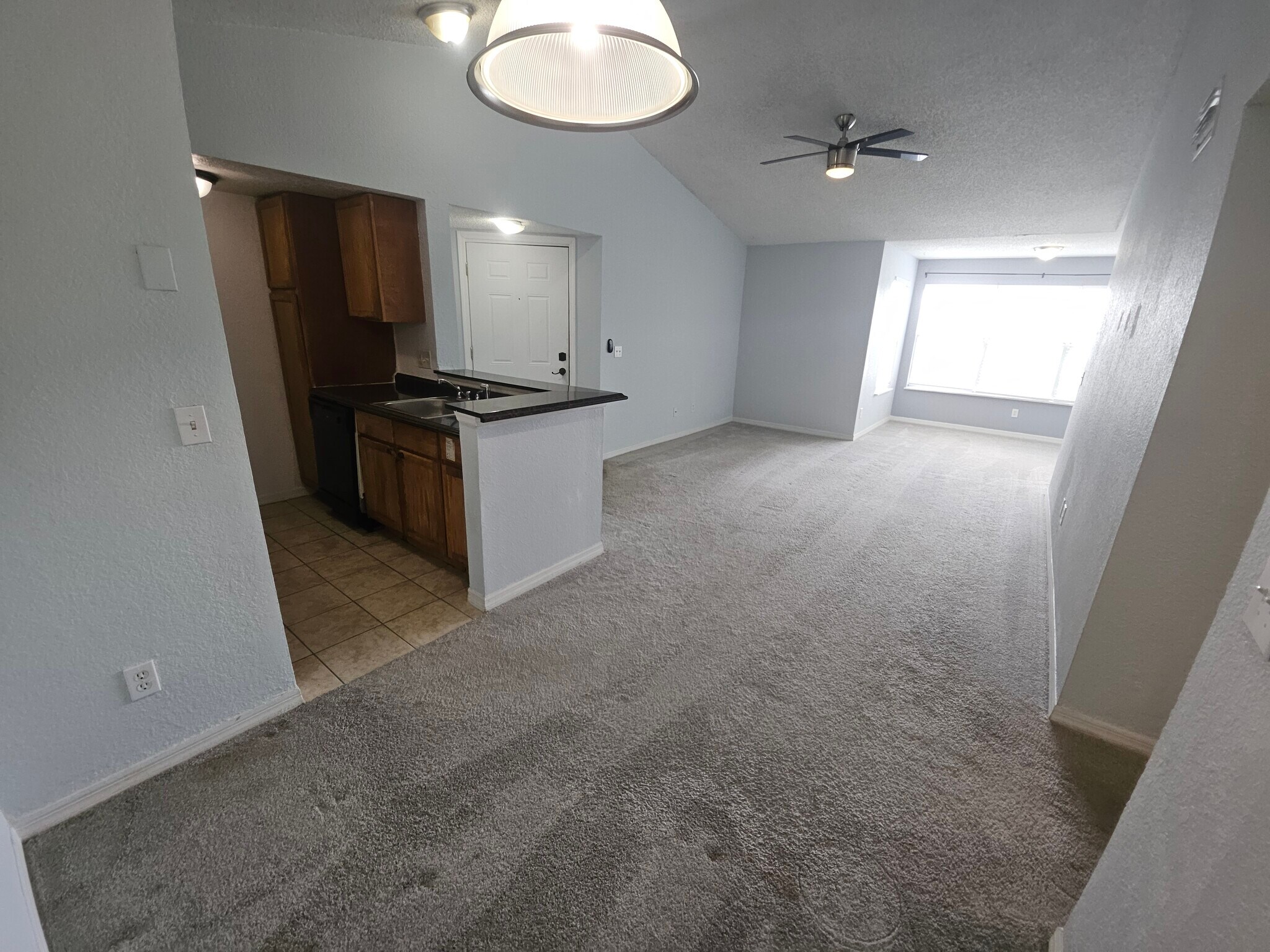 Building Photo - 5160 Conroy Rd