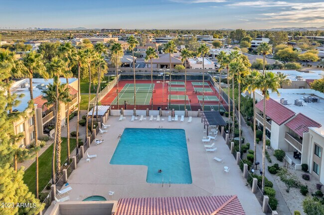 Building Photo - 8649 E Royal Palm Rd