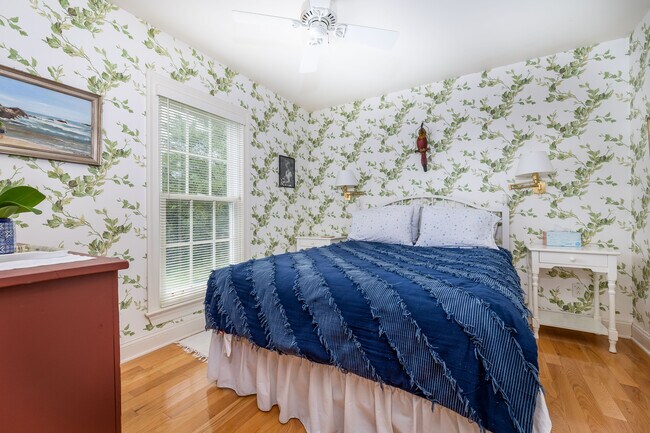 Building Photo - 43 Butternut Rd