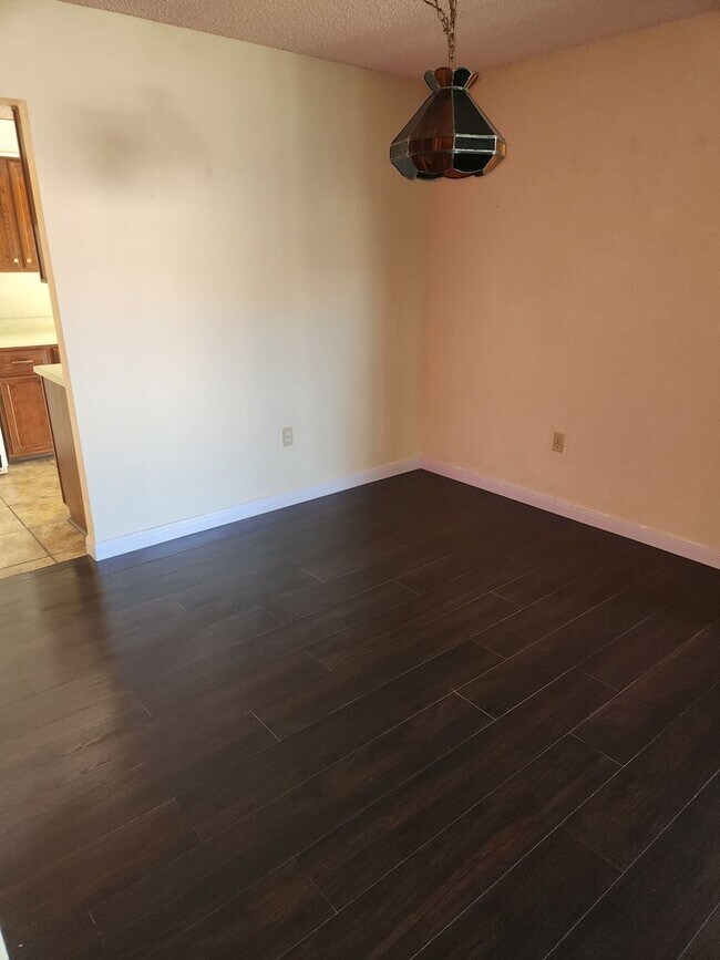 Building Photo - 3/2 Condo In +55 Community Leesburg