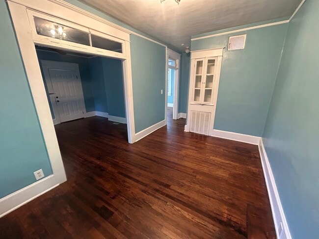 Building Photo - 2427 Sulton St