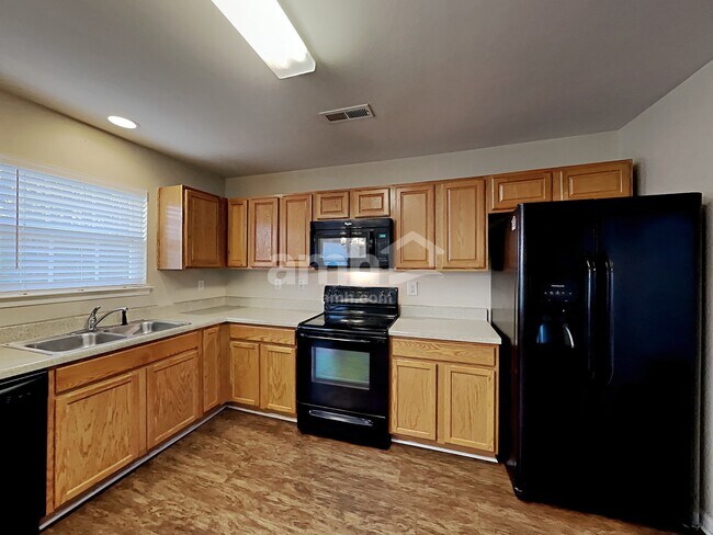 Building Photo - 4227 Springhaven Dr