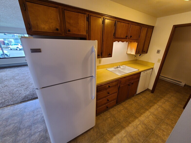 Building Photo - 4732 Cougar Ct SE