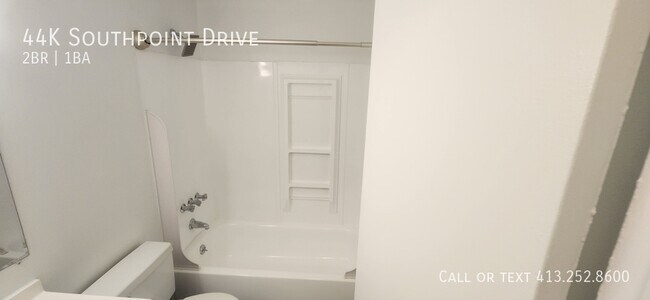 Building Photo - 44 Southpoint Dr