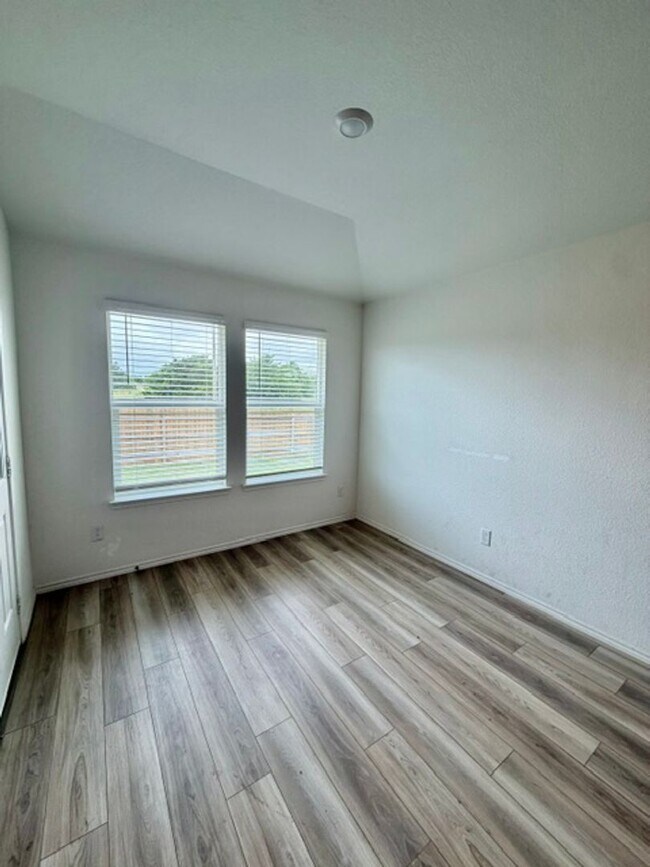 Building Photo - 12516 Tarres Ct.
