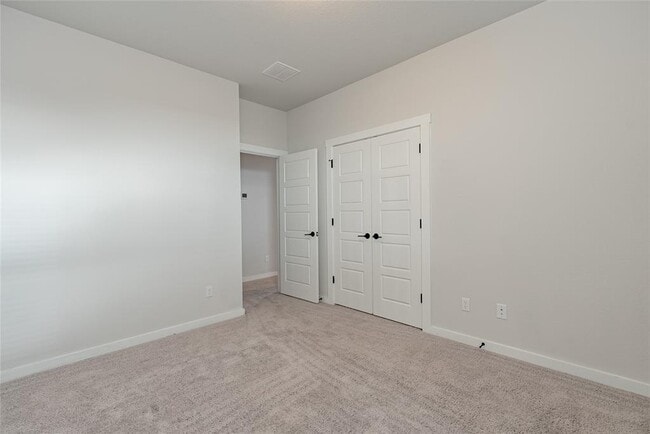Building Photo - 6413 Night Chinook Dr