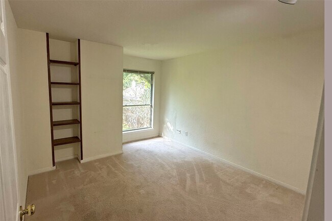 Building Photo - 3342 Oak Branch Ln