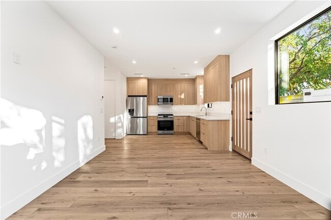 Building Photo - 7663 Maestro Ave