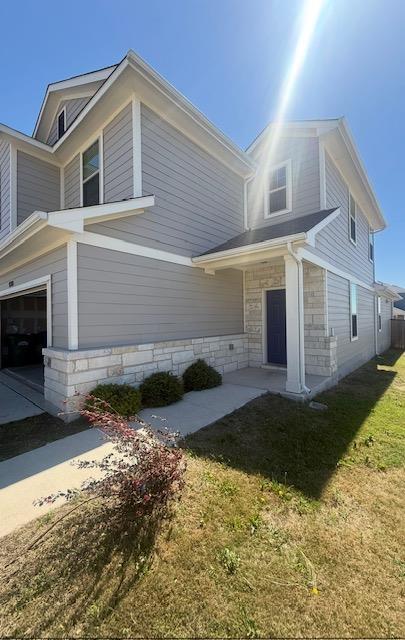 Building Photo - 100 Drifter Ln