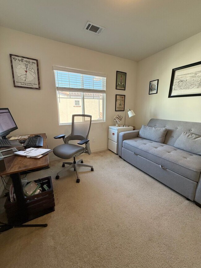 Building Photo - Templeton Ranch 3 Bedroom 2 Bathroom Single Family Home Available 3/15/26