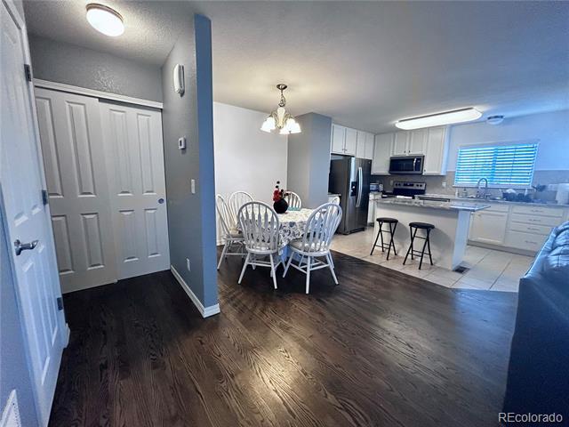 Building Photo - 2331 Cutters Cir