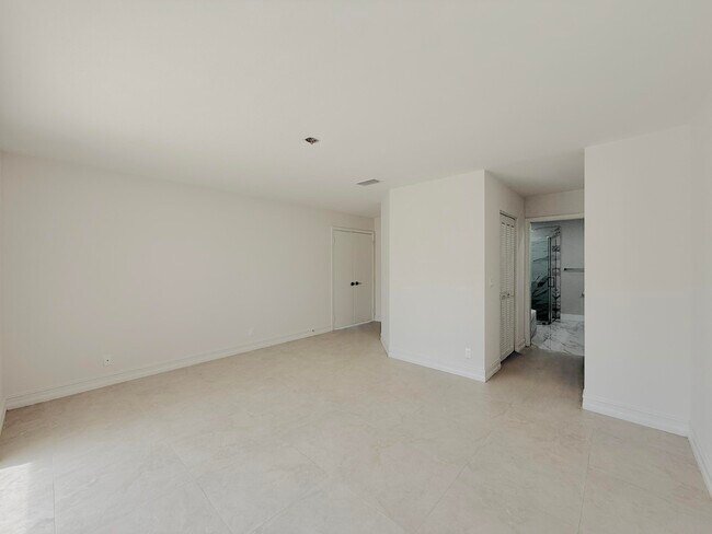 Building Photo - 21440 Millbrook Ct