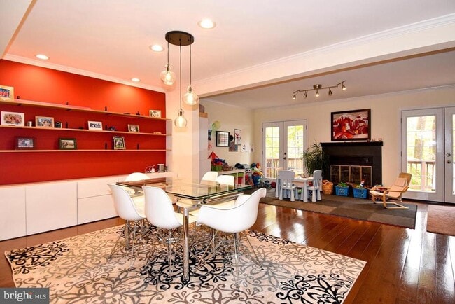 Building Photo - 5449 Grove Ridge Way