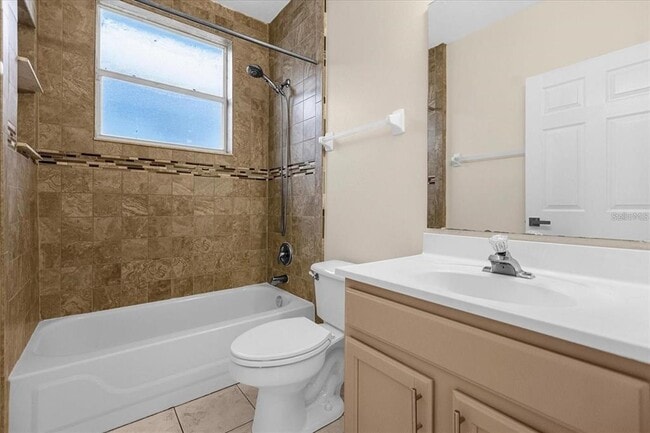 Building Photo - 13131 Luxbury Loop