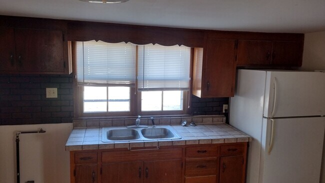Building Photo - SINGLE FAMILY HOME IN ROSSVILLE