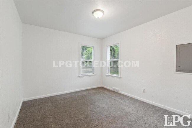 Building Photo - 1109 Turner Ave