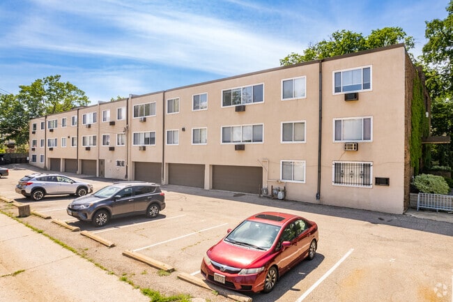 Rear of Building - 2509 Dupont