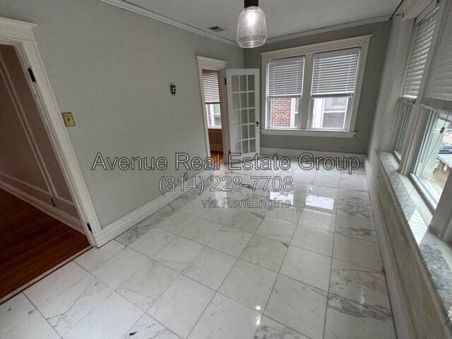 Building Photo - 6325 Southwood Ave