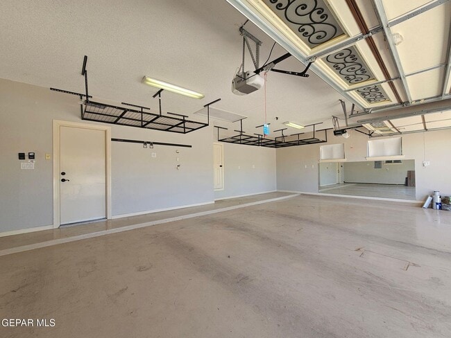 Building Photo - 6713 Capitan Ridge