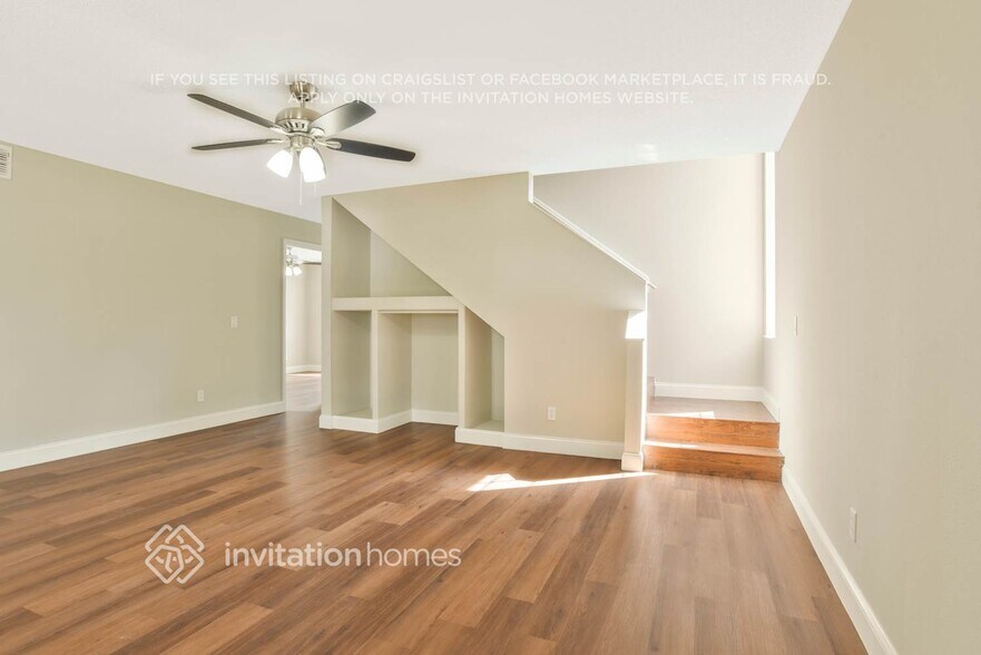Building Photo - 2218 Santa Lucia St