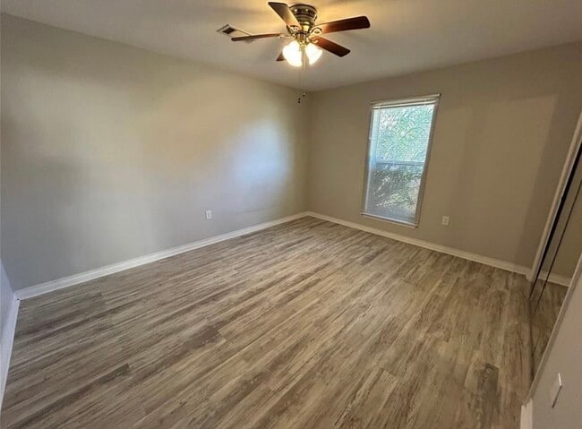 Building Photo - 8287 Benjamin St