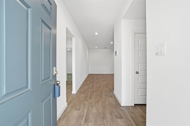 Building Photo - 3914 Beltingham Bend Wy