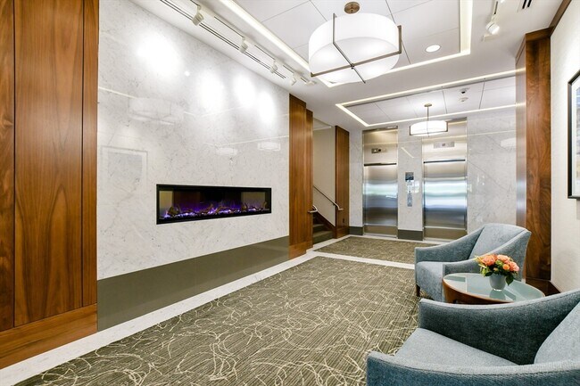 Primary Photo - 6 Whittier Pl