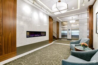 Building Photo - 6 Whittier Pl