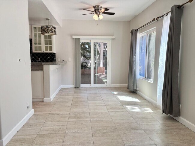 Building Photo - Welcome to this stunning 3-bedroom, 2.5-ba...