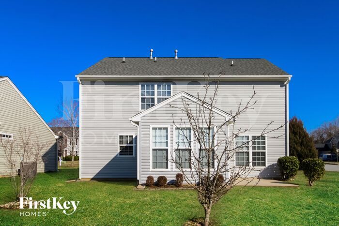 Building Photo - 1901 Harvick Ct