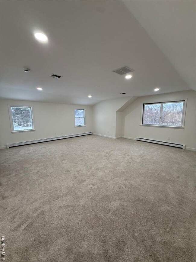 Building Photo - 24 Kimberly Ct