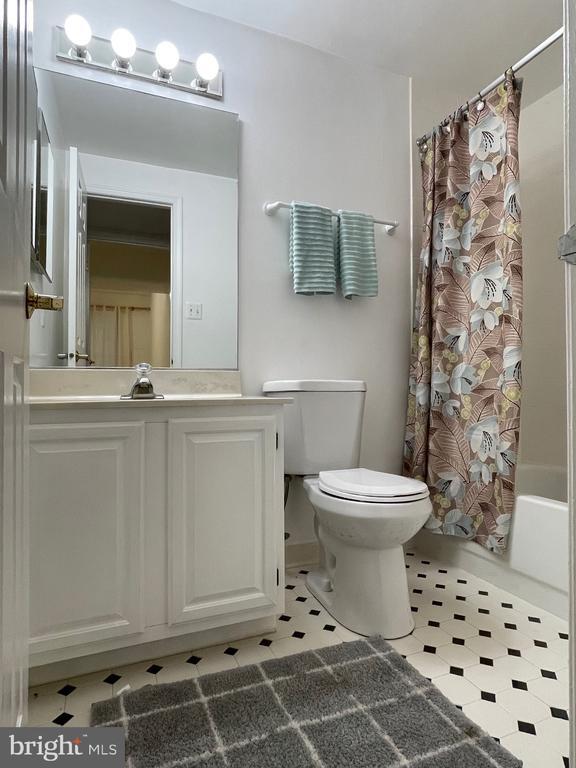 Building Photo - 12235 Tildenwood Dr