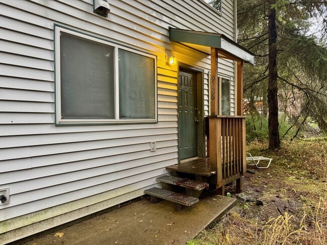 Building Photo - 9126 Wolfram Way