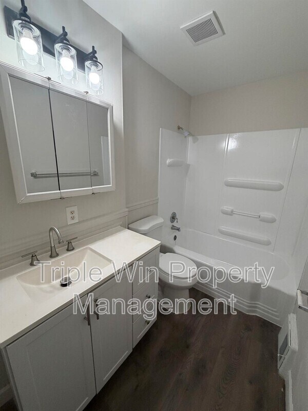 Building Photo - 10508 Druid Dr