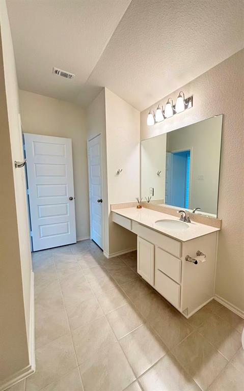 Building Photo - 4937 Morese Palace Trl