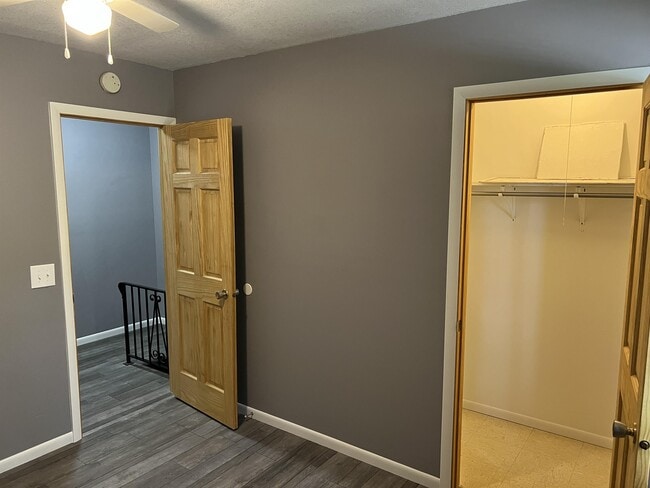 Building Photo - 2003 E Florida Ave