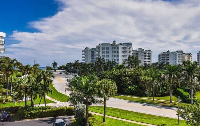 Building Photo - 1605 S US Hwy 1