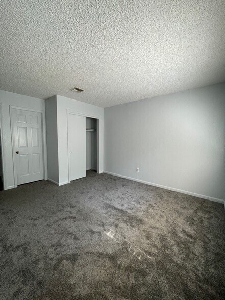 Building Photo - 1406 Santa Margarita St