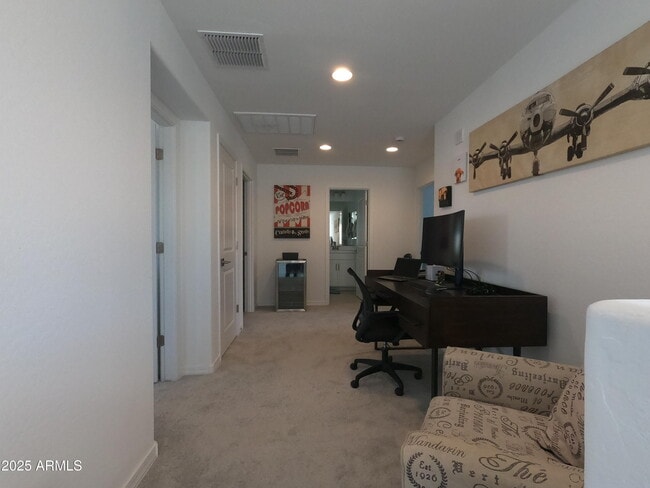Building Photo - 3820 N 100th Dr