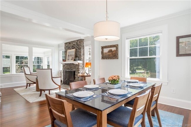 Building Photo - 303 Wakeman Rd