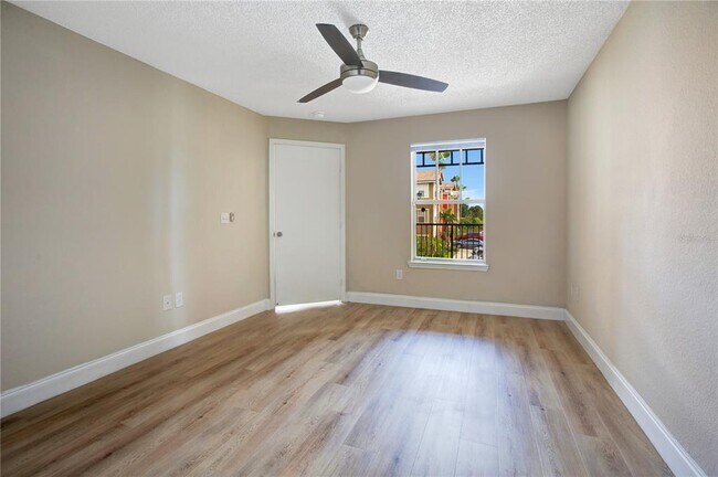 Building Photo - 2214 Grand Cayman Ct