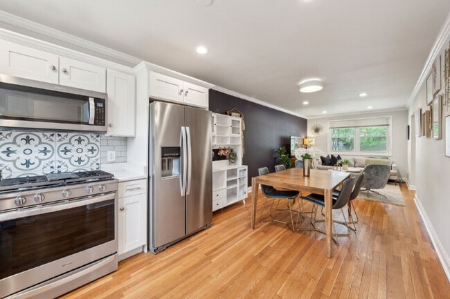 Building Photo - Welcome Home!