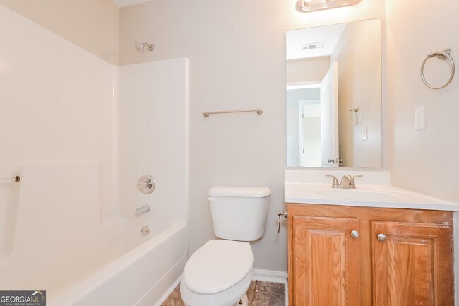 Building Photo - 2333 Brookgate Way