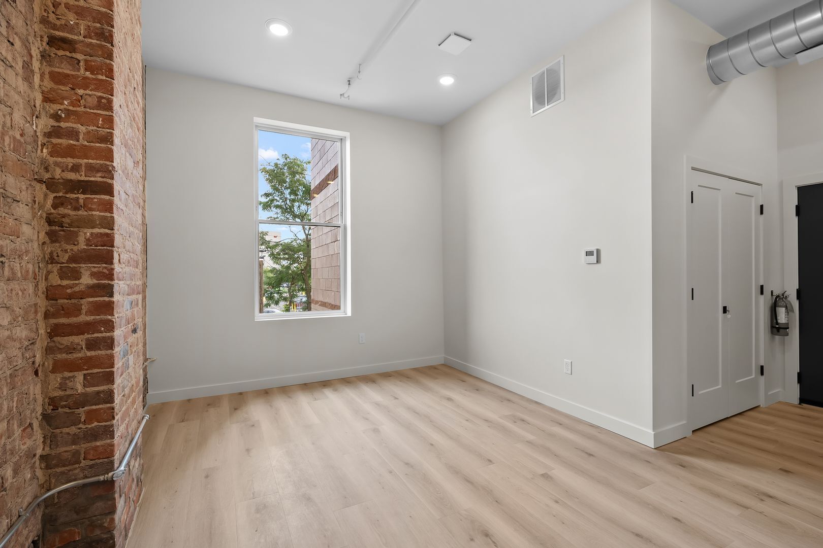 Building Photo - 266 E Michigan Ave