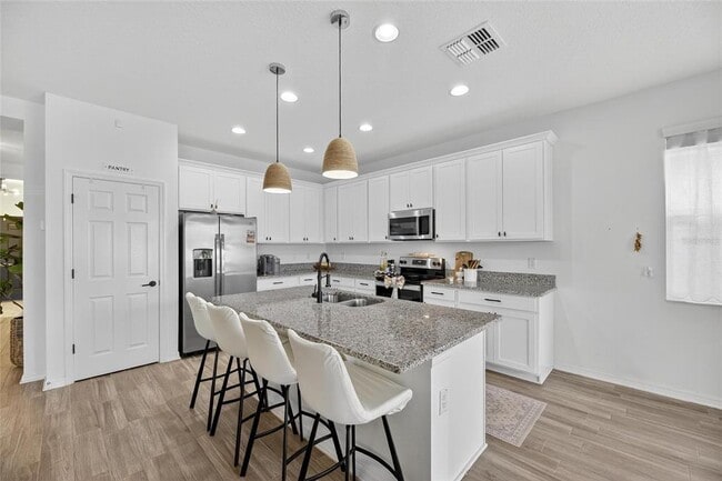 Building Photo - 30439 Caravelle Ln