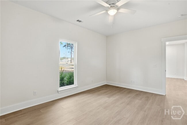 Building Photo - 309 Honey Ridge Rd