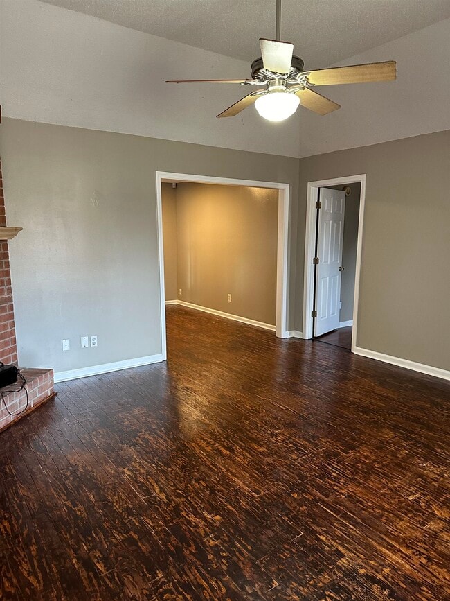 Building Photo - 2545 Turnage Valley Dr